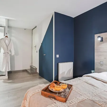 Elegant 1br Near Eiffel & Les Invalides Apartment Paris