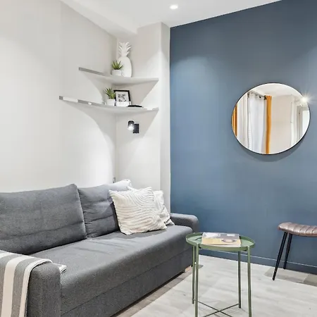 Elegant 1br Near Eiffel & Les Invalides Apartment Paris